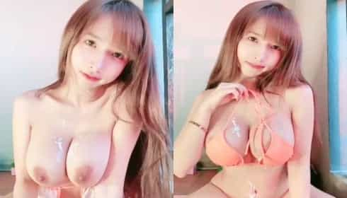 极品网红aom_yumi秀美乳揉搓诱惑~